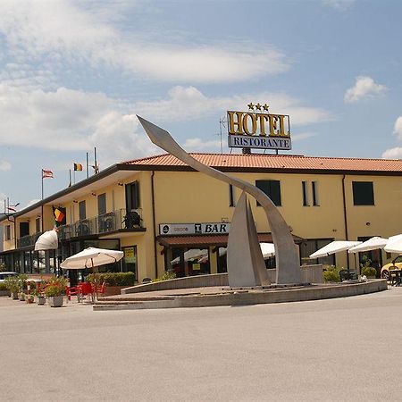 Hotel Gran Delta Rosolina Exterior foto