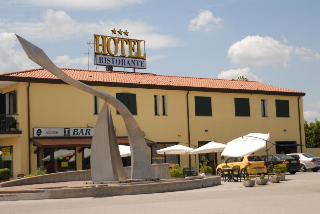Hotel Gran Delta Rosolina Exterior foto